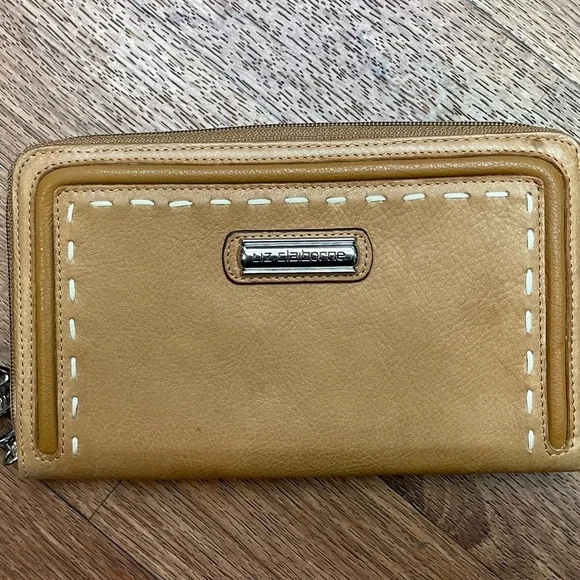 Leather Wristlet Wallet by Liz Claiborne - Picture 11 of 12